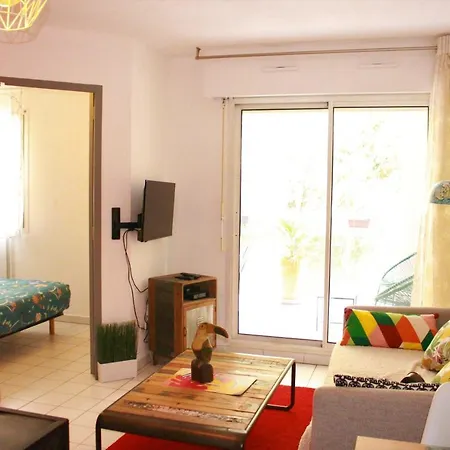 Apartment Cozy Aux Beaux Arts - Casa La Selva