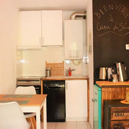 Apartment Cozy Aux Beaux Arts - Casa La Selva